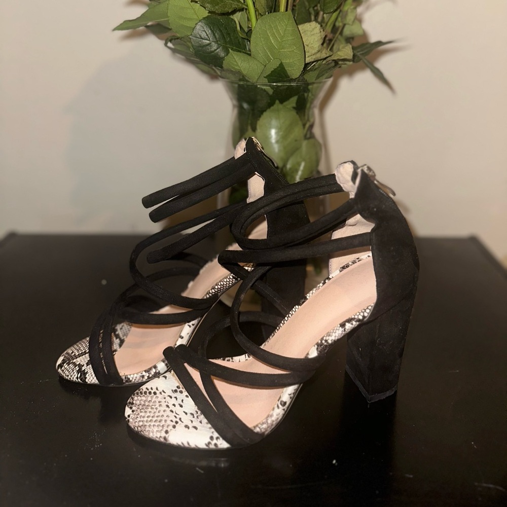 Snake print/black suede block heel - size 8